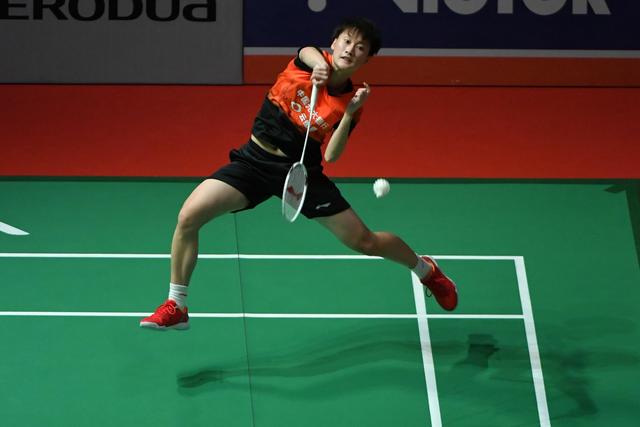 而是由ZD 而是由ZD