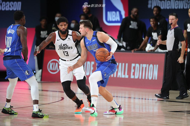 落点附近的 落点附近的